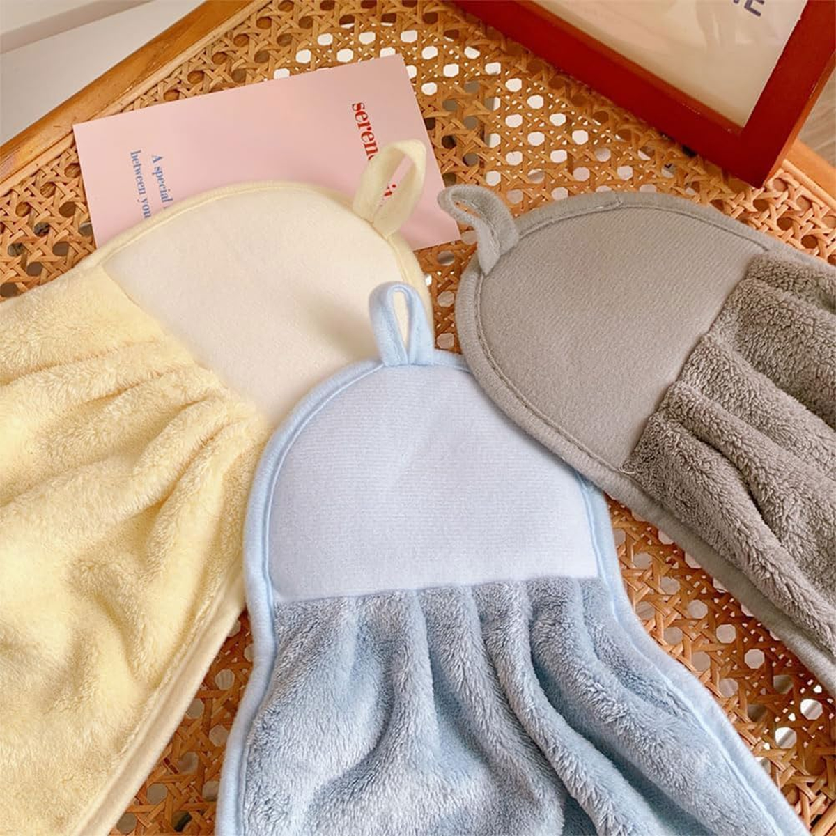 Coral Velvet Hand Towel with Hanging Loop, Soft & Absorbent, Pack of 1