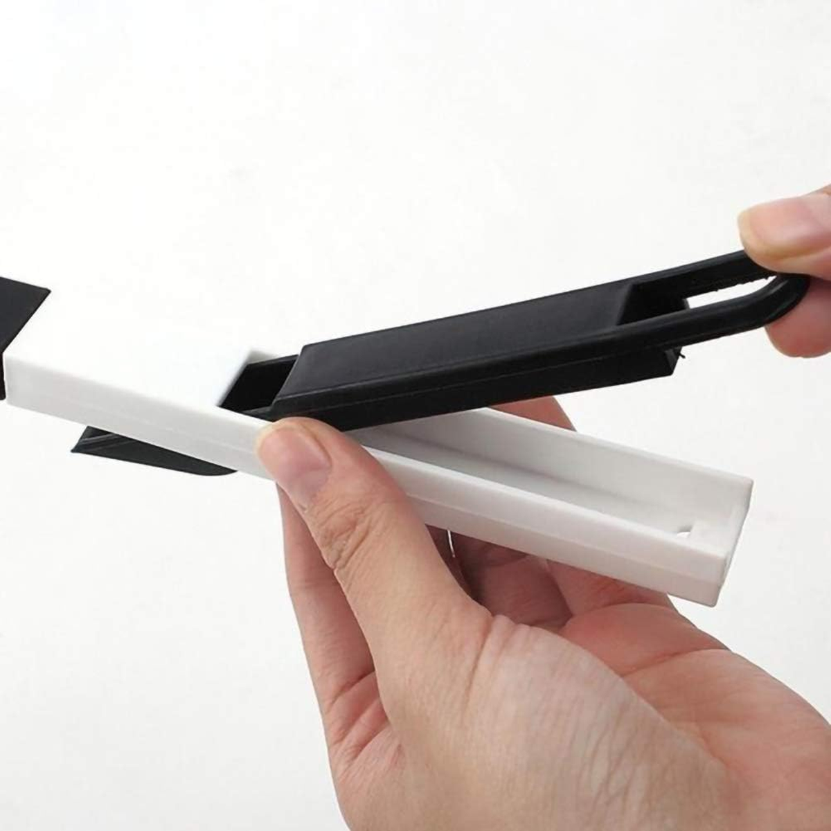 2-in-1 Desk Cleaning Brush, Keyboard & Surface Cleaner