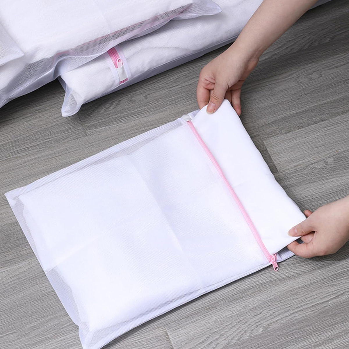 Polyester Mesh Laundry Bag with Zipper, Wash Protection